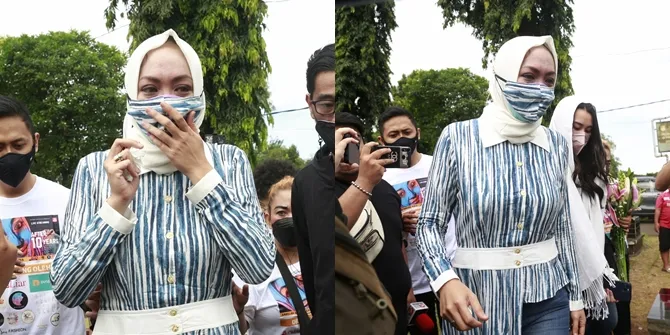 7 Potret Angelina Sondakh Saat Tahu Putrinya Zahwa Pasang Piercing Lebih dari Satu, Langsung Tepok Jidat - Ingatkan Jangan Lupa Salat