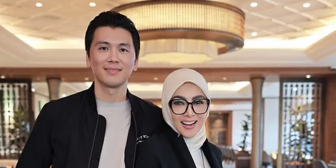 7 Potret Baby R Anak Syahrini Sudah Bisa Lari, Nggemesin