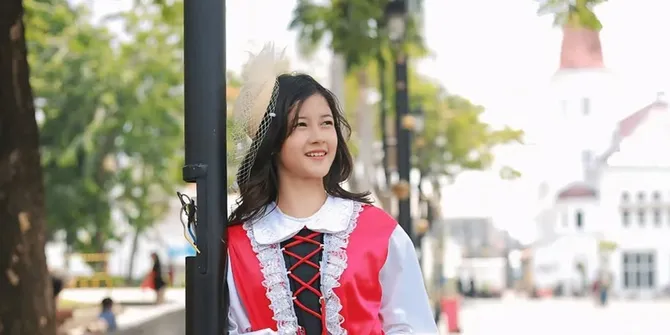7 Potret Eunike Unik, Selebgram Surabaya yang Disebut-Sebut Mirip Naysila Mirdad