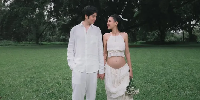 7 Potret Maternity Shoot Outdoor Artis Indonesia, Konsepnya Bikin Terpukau