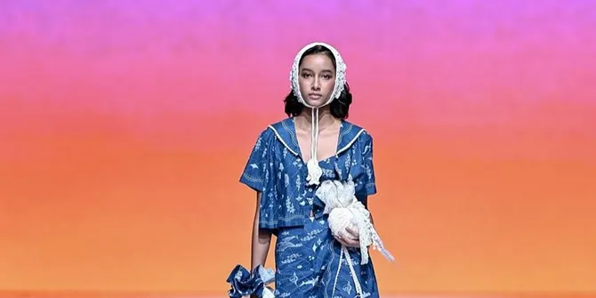7 Potret Widuri Anak Widi Mulia Runway di JFW, Aura Model Terpancar Jelas