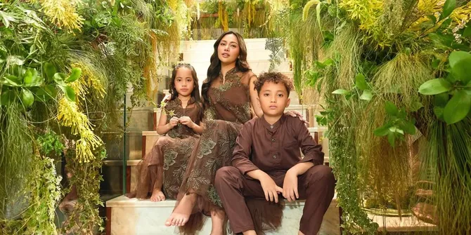 8 Potret Dekorasi Lebaran Unik Rachel Vennya, Bikin Hutan Belantara di Dalam Rumah