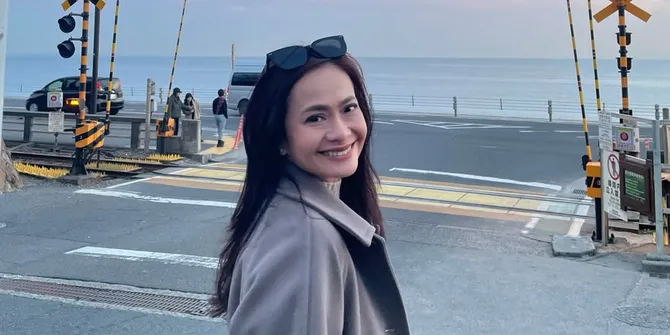 8 Potret Ersa Mayori Jalan-Jalan di Jepang, Kunjungi Lokasi Syuting CAN THIS LOVE BE TRANSLATED?