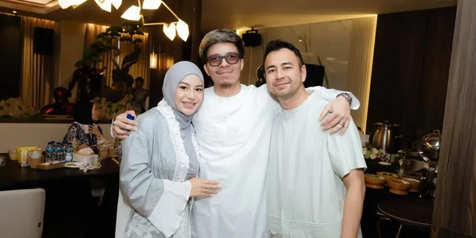 8 Potret Open House di Rumah Raffi Ahmad, Dihadiri Aurel Hermansyah hingga Ariel NOAH