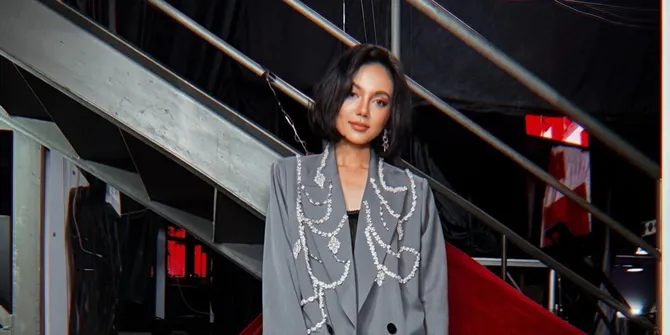 8 Potret Perjalanan Rina Nose Oplas Hidung, Tunjukan Perubahan Hari ke Hari