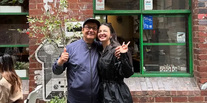8 Potret Raline Shah Peringati Hari Ayah Nasional, Tunjukkan Momen Hangat Tak Terlupakan