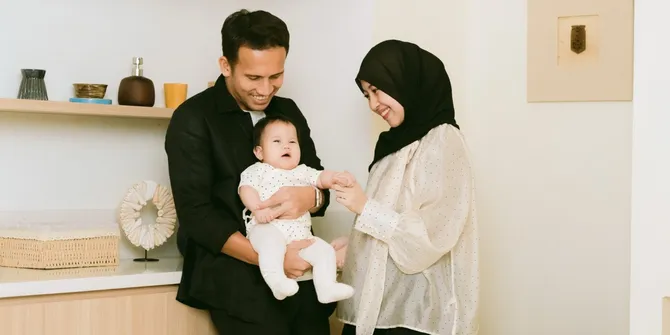Adiba Khanza & Egy Maulana Vikri Tunjukkan Wajah Anak di Usia 6 Bulan