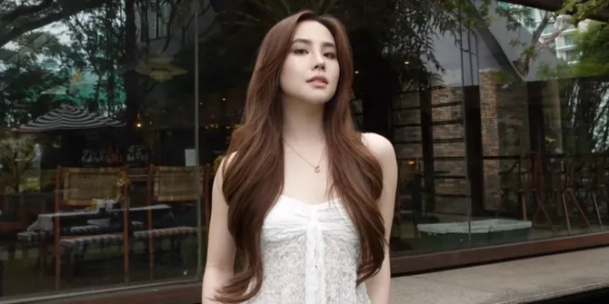 Agatha Chelsea Diterima S2 di 4 Universitas Top Dunia Sekaligus