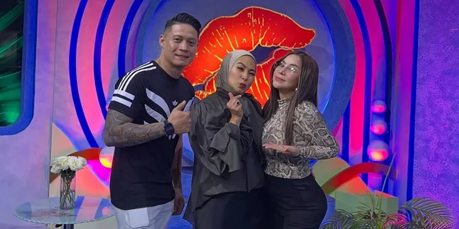 Anisa Bahar Benarkan Sudah Menikah Lagi, Gandeng Sosok Pria Bertato