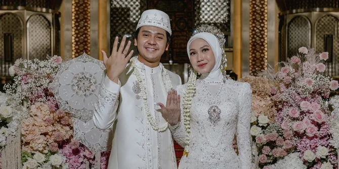 Arbani Yasiz Sambut Ramadan Pertama Bareng Istri & Ungkap Perbedaan Perlakuan Romantis Pasca Nikah