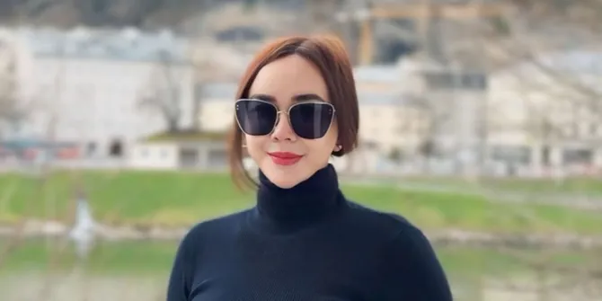 Aura Kasih Terseret Isu Panas, Pilih Tulis Pesan Akhir Tahun dan Tutup Kolom Komentar 