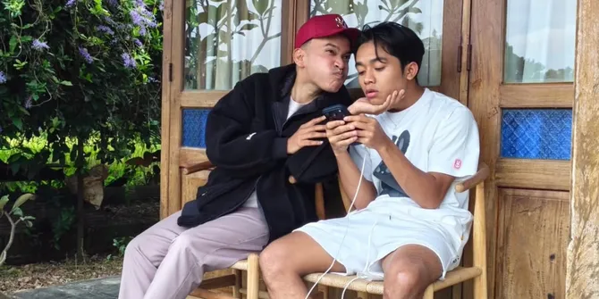 Betrand Peto Prank Ruben Onsu Saat Sahur, Beli Kostum Superhero