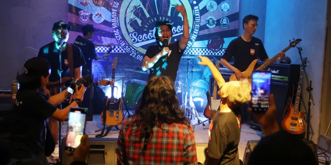 Comeback, Vespunk Launching Video Musik 'Bukan Itu' - Bukti Soliditas Komunitas Vespa di Ultah Scooterhood