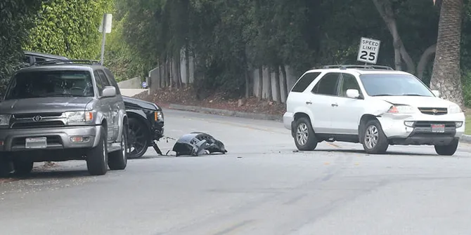 David Beckham dan Anak Tabrakan di Los Angeles