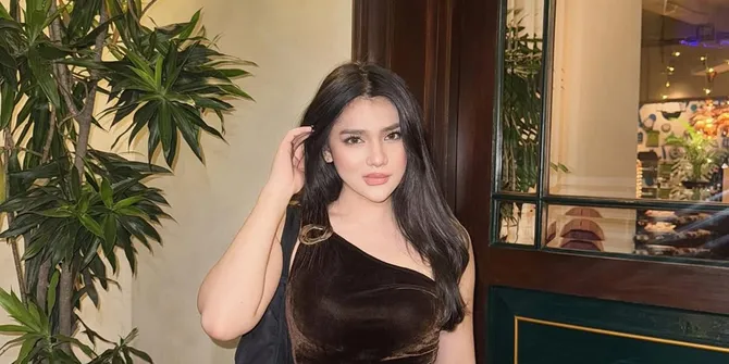 Deretan Peran Davina Karamoy di Netflix Membentuk Citra Barunya sebagai Aktris Multitalenta