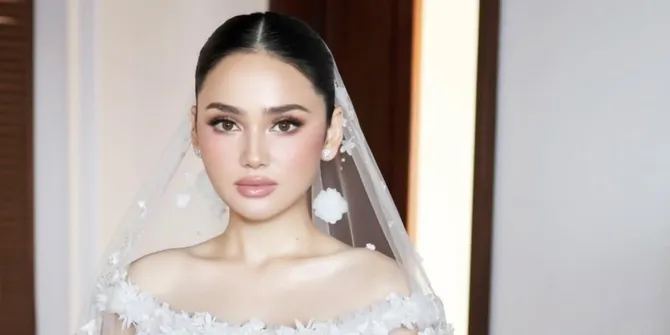 Detail Penampilan Syifa Hadju di Resepsi Bali, Cantiknya Paripurna