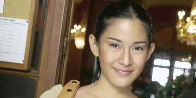 Dian Sastrowardoyo Bagikan Momen di Tahun 90-2000-an, Cantiknya Natural