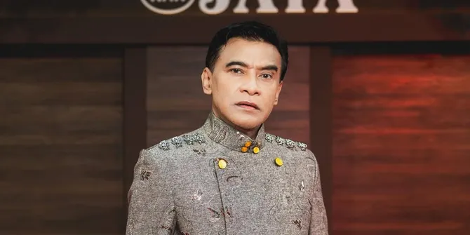 Donny Damara Berubah Jadi Zombie di Acara Podcast, Bikin Geger Keluar Darah Hingga Menggigit