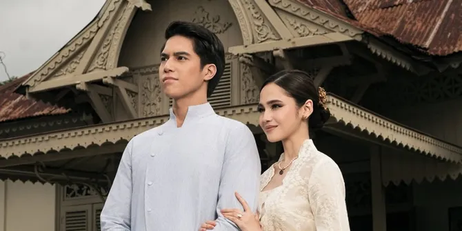 10 Potret El Rumi dan Syifa Hadju Foto Prewedding Tema Jawa, Romantis Bak Bangsawan