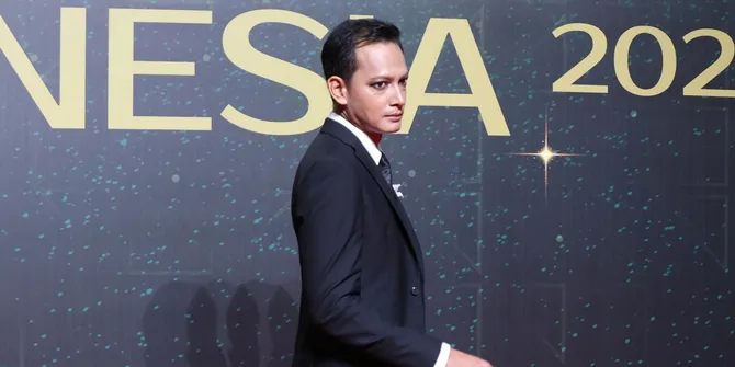 Fedi Nuril di Red Carpet Festival Film Indonesia 2025, Ketagihan Pakai Celak