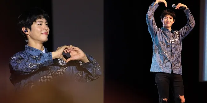 FOTO: Awas Baper, Park Bo Gum Ganteng Pakai Baju Batik di Fanmeet