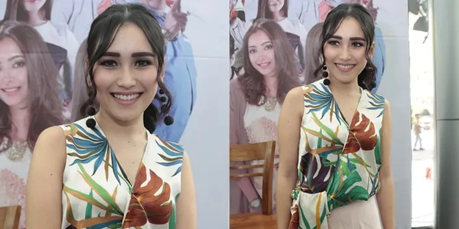 FOTO Ayu Ting Ting Kerja Saat Ramadan, Ini Kata Anak dan Keluarga