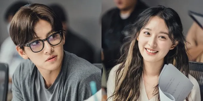 Foto Baca Naskah Bareng, Ji Chang Wook Ganteng Berkacamata - Kim Ji Won Berambut Kriting