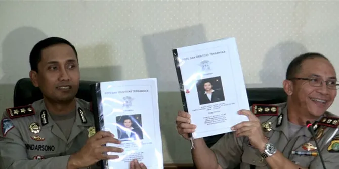 Foto Berkas Kasus Tabrakan Dul Anak Dhani - Super Tebal