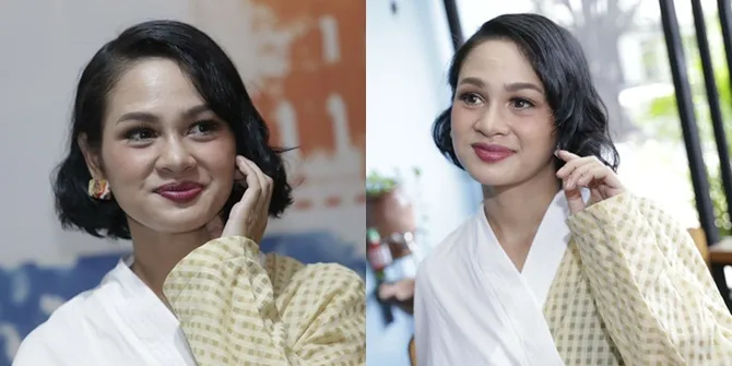 FOTO: Daripada Pesawat, Andien Mengaku Lebih Suka Naik Kereta Api