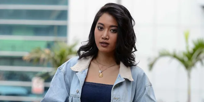 FOTO: Ini Jawaban Kenapa Hidung Widy Vierratale Makin Mancung