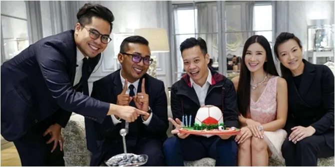 FOTO Kejutan Ultah Pacar Sosialita Jamie Chua, Mewah Bareng Dior!