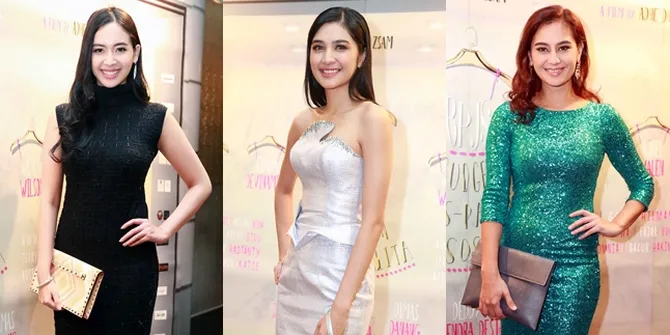 FOTO: Stunning! Gaya Glamor Para Seleb Hadiri Acara Fashion Show