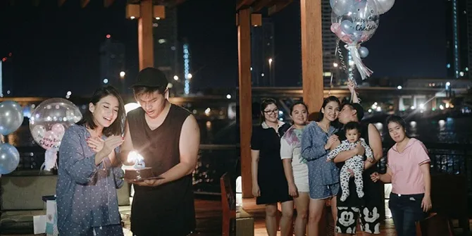 FOTO: Surprise Romantis Ulang Tahun Chelsea Olivia Dari Glenn