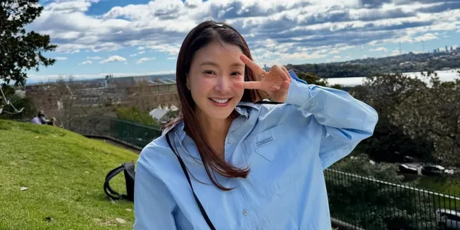 Hamil Setelah Cerai, Lee Si Young Melahirkan Anak Kedua Perempuan