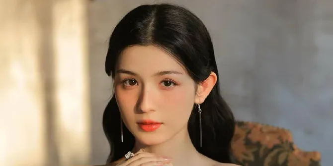 Hani Kezi Tampil Menawan Bak Peri di Pemotretan Terbaru Bareng ELLE China