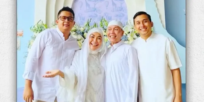 Ibu Ayu Ting Ting Pajang Foto Bareng Kevin Gusnadi, Sudah Beri Restu?