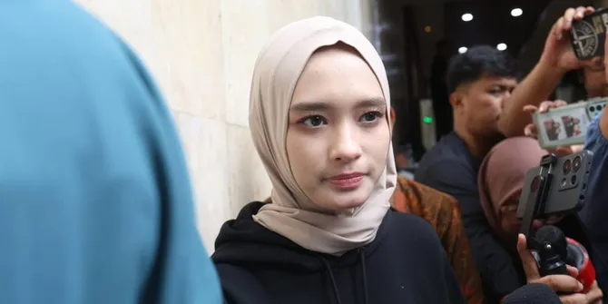 Inara Rusli Bingung Cara Damai dengan Wardatina Mawa Karena IG Diblok
