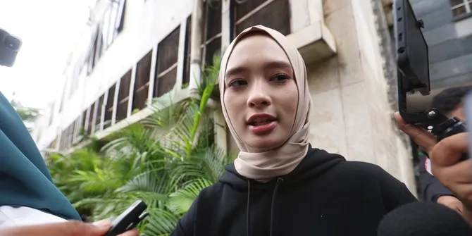 Inara Rusli Dipersulit Virgoun Bertemu Anak? Beri Jawaban Bijak