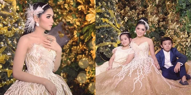 Jadi 'Peri Emas' Cantik, Angel Karamoy Foto Bareng 2 Anaknya