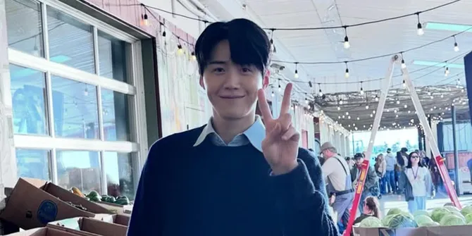 Kim Seon Ho Unggah Foto di Balik Layar Syuting CAN THIS LOVE BE TRANSLATED?