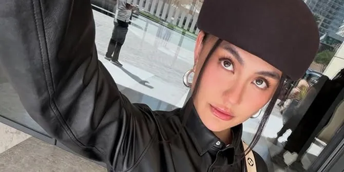 Klarifikasi Kabar Terjebak di Dubai, Agnez Mo: Aku Aman di Sini