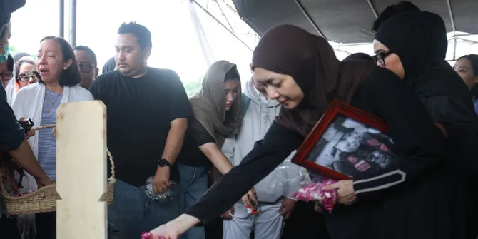 Kronologi Kecelakaan Gary Iskak, Sempat Telepon Ingin Pulang Sebelum Tabrak Pohon