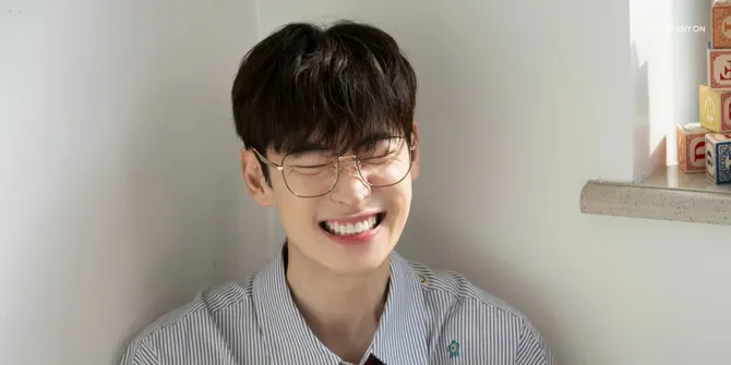 Lee Je Hoon Viral Gara-Gara Visual Awet Muda di Usia 41 Tahun