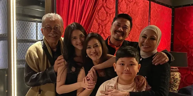 Leya Princy Ulang Tahun Dihadiri Orang Tua Lengkap, Ferry Maryadi Udah Sewot Duluan