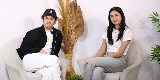 Mikha Tambayong & Kevin Ardilova Ungkap Keseruan BTS & Karakter yang Diperankan di Film 'DILANJUTKAN SALAH DISUDAHI PERIH'