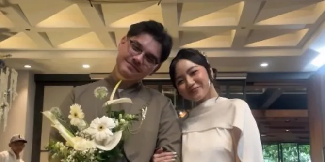 Momen Bahagia Acara Lamaran Sean Ivan Adik Irish Bella