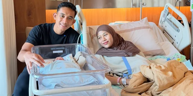 Momen Kelahiran Anak Rizky Ridho, Sudah Diberi Nama