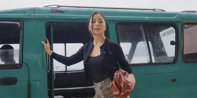 Nikita Willy Kulineran di Bandung, Naik Angkot Bareng Winona Willy