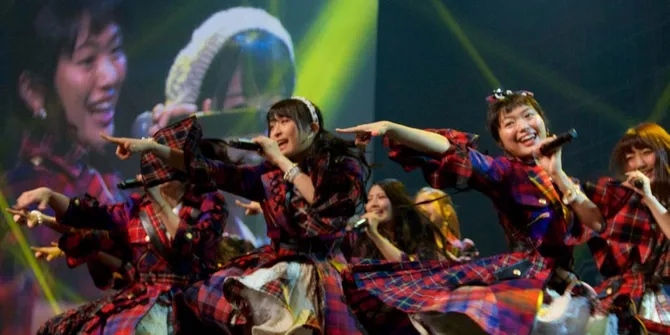 Pecah! Inilah Potret Konser Maut JKT48 - AKB48