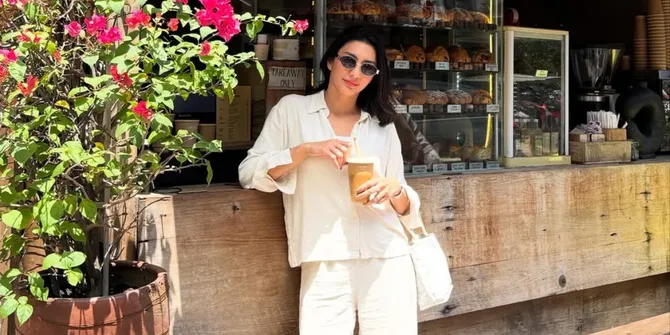 Perjuangan Tyas Mirasih Jadi Ibu 23 Kucing, Happy Meski Berat di Dompet